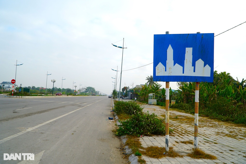 Biển báo không có bắt đầu nhưng có kết thúc khiến tài xế lo dính bẫy - 3