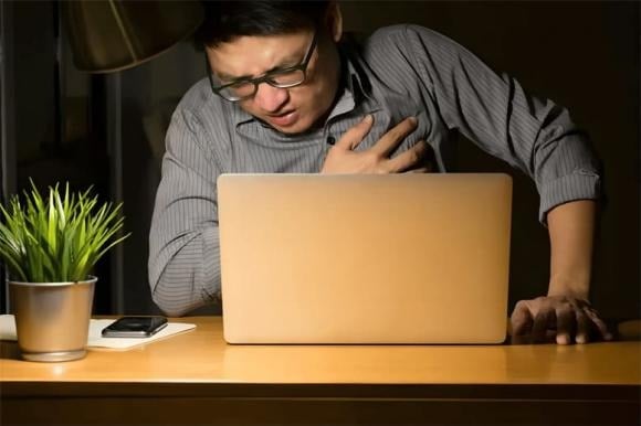 Các nhà nghiên cứu từ Viện Khoa học Đời sống Bắc Kinh và Viện Nghiên cứu Liên ngành Y sinh thuộc Đại học Thanh Hoa cảnh báo rằng: thiếu ngủ kéo dài không chỉ gây hại cho sức khỏe mà còn có thể đe dọa đến tính mạng. 