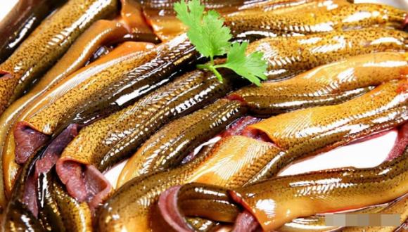 món ăn chứa nhiều kí sinh trùng